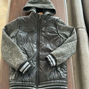 Boys jacket very stylish puffer with hood and 4 pockets